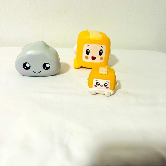 The LankyBox Official Squishy Are A Soft and Satisfying Squishy Lot of (3) EUC - Picture 2 of 7